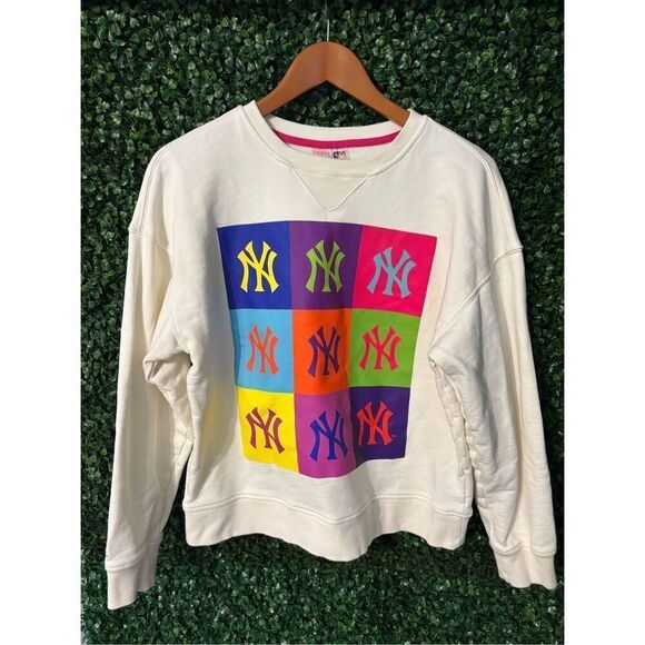 Women's New York Yankees Terez Cream Classic Oversized Pullover Sweatshirt Sz Sm - Picture 1 of 4